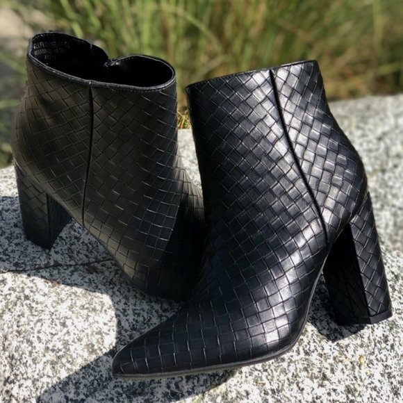 NEW Black Braided Weave Embossed Woven Pointy Toe - Picture 3 of 12